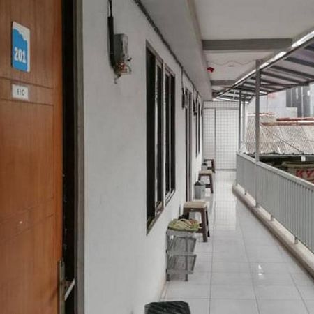 Laponca Residence Pondok Cabe Syariah Redpartner Duku Exterior photo